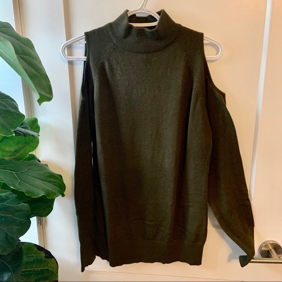 Cold shoulder mock neck sweater - Picture 1 of 6